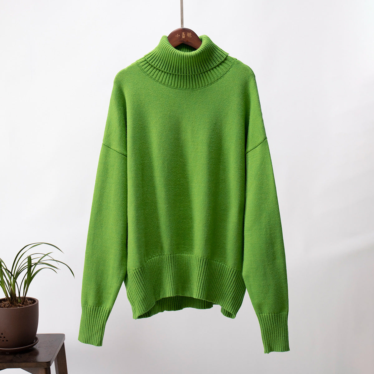 Oversized Women's Roll Neck Jumper in Soft Knit | E&W - 10 - Elenwear