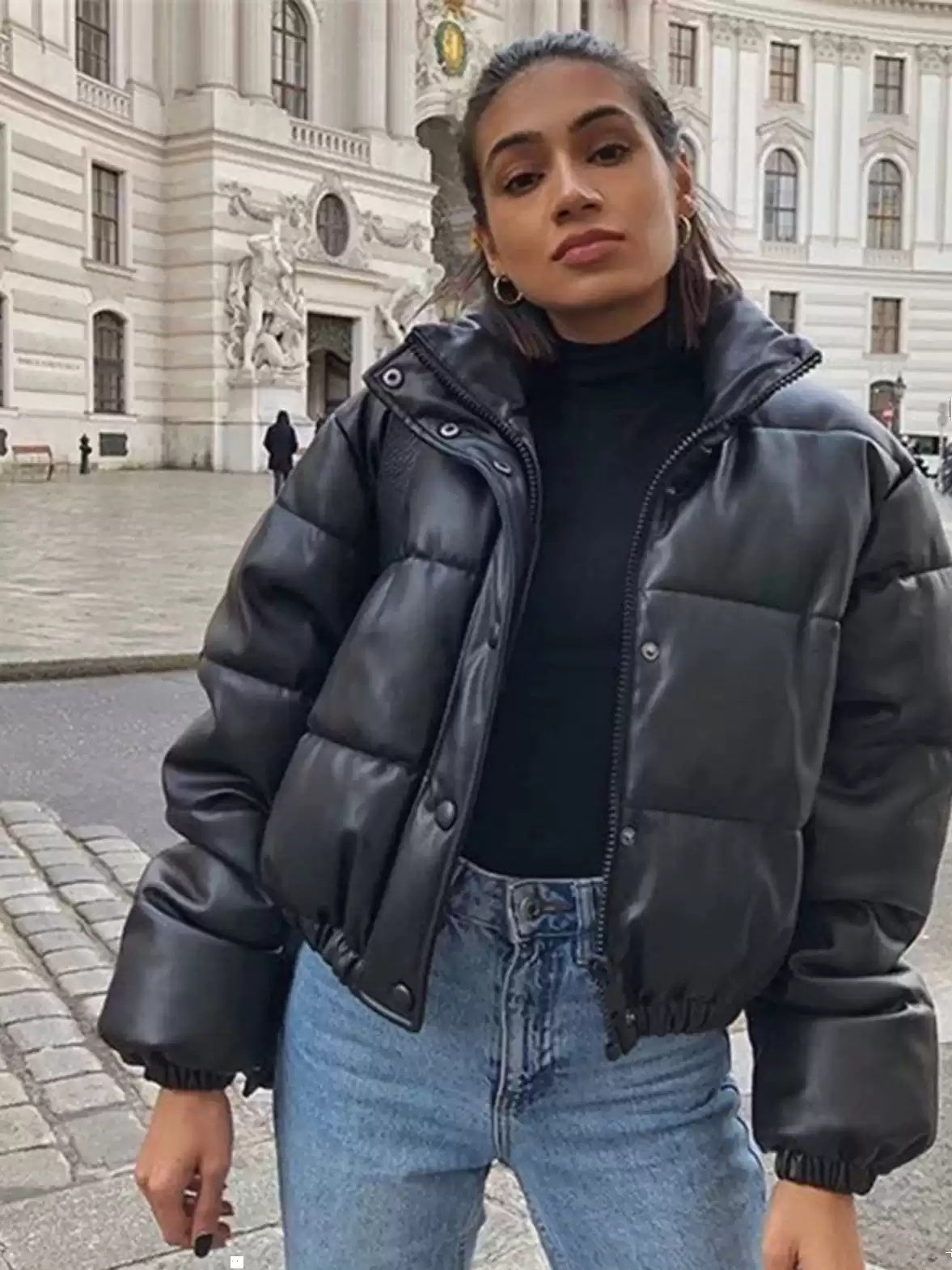 Puffer Jacket Women's Cropped Design with Elastic Cuffs | E&W - 1 - Elenwear