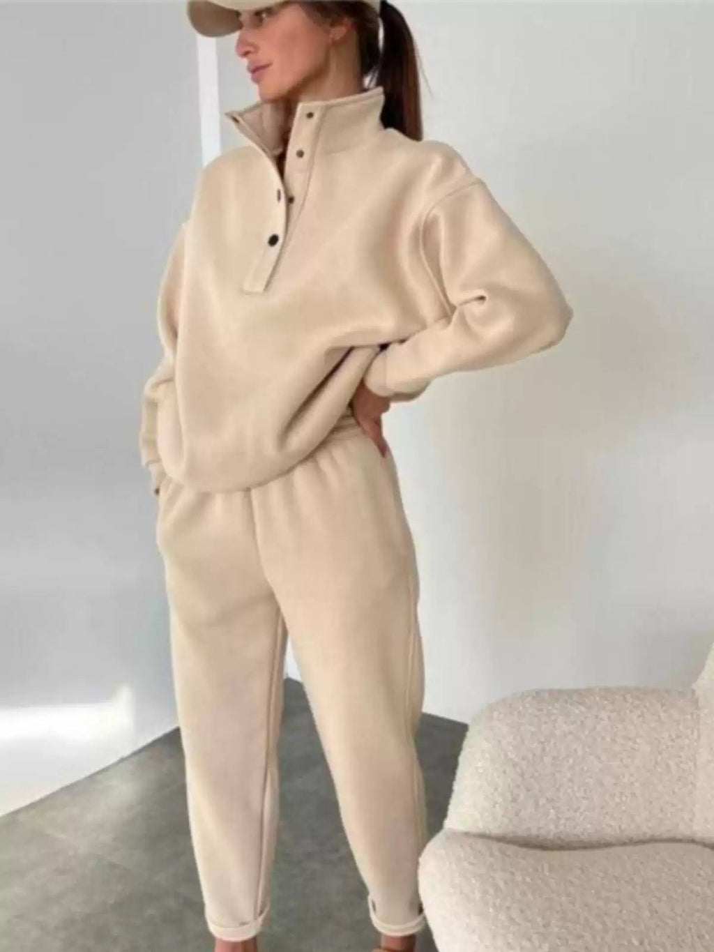 Women's Relaxed Fit Pullover Outfit with Stand-Up Collar | E&W - 4 - Elenwear