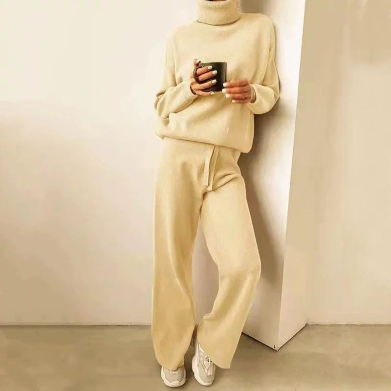 Two-Piece Set Women | Relaxed Knit Design with Cozy Turtleneck | E&W - 11 - Elenwear
