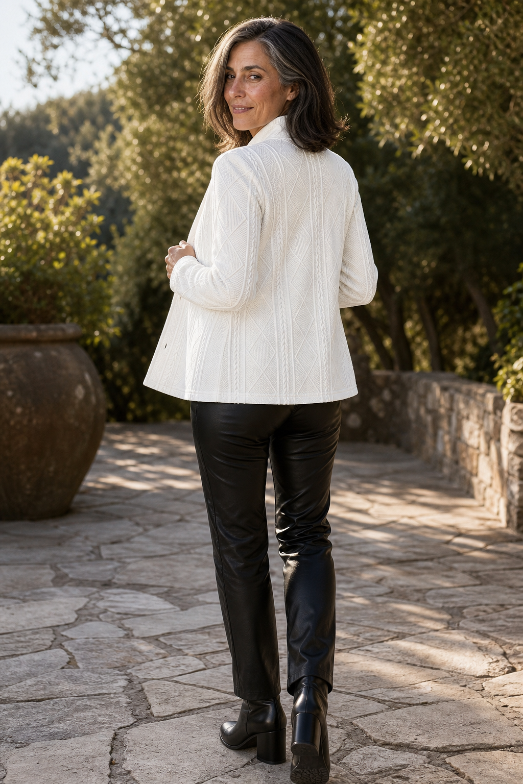 Blazer Women's Tailored Fit with Stand Collar and Button Detail | E&W - 4 - Elenwear