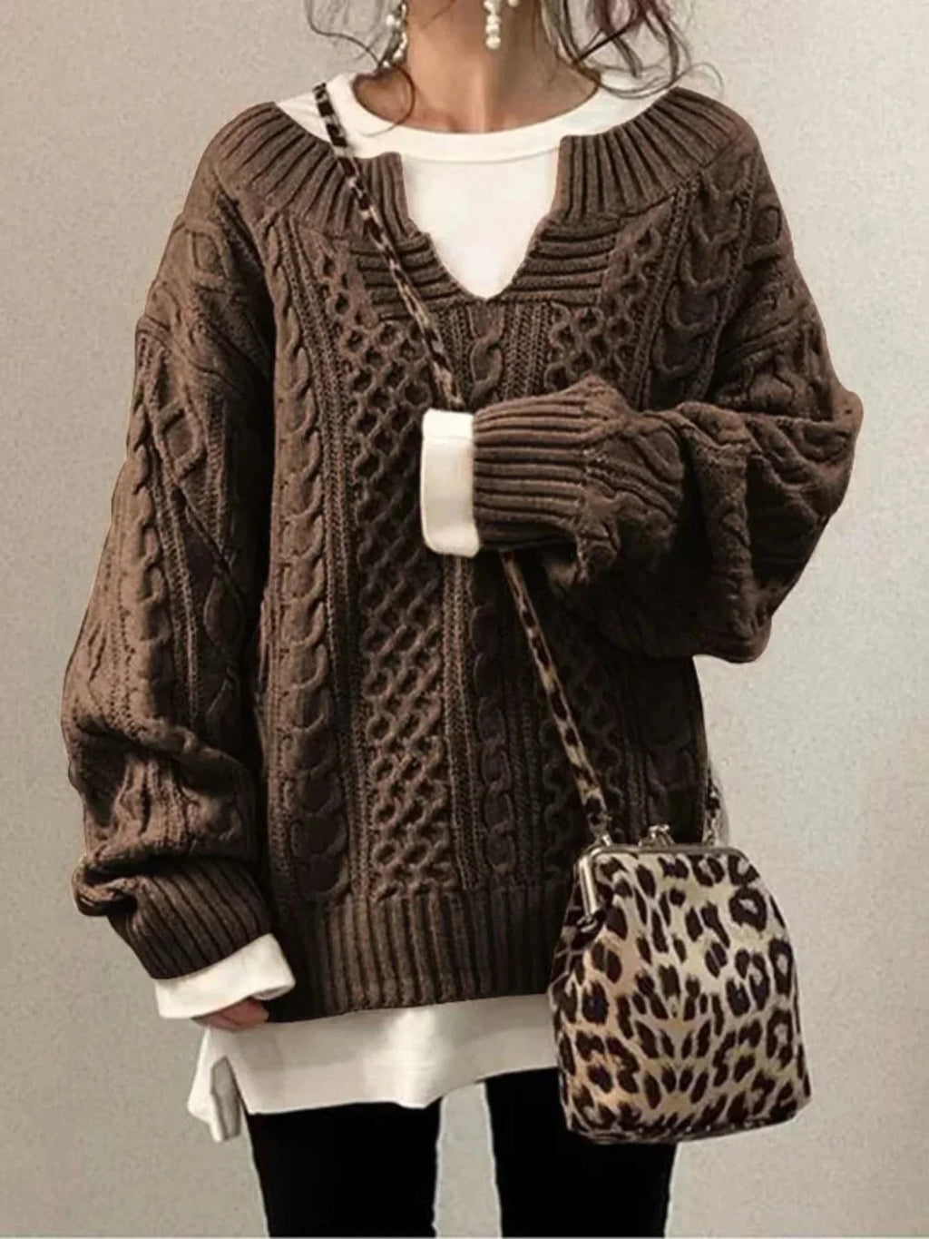 Chunky Knit Pullover Women's V-Neck Design with Relaxed Fit | E&W - 1 - Elenwear