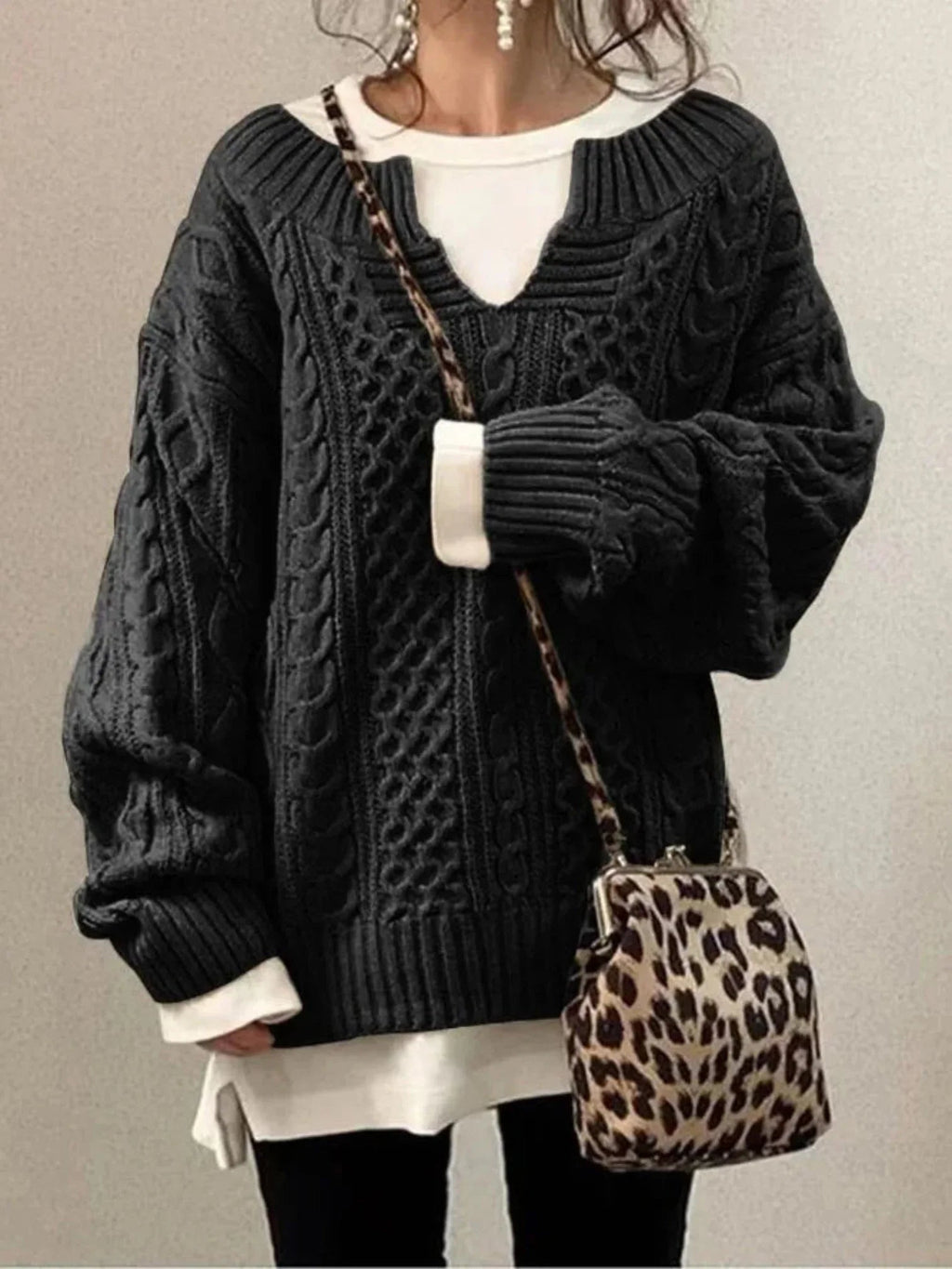 Chunky Knit Pullover Women's V-Neck Design with Relaxed Fit | E&W - 4 - Elenwear