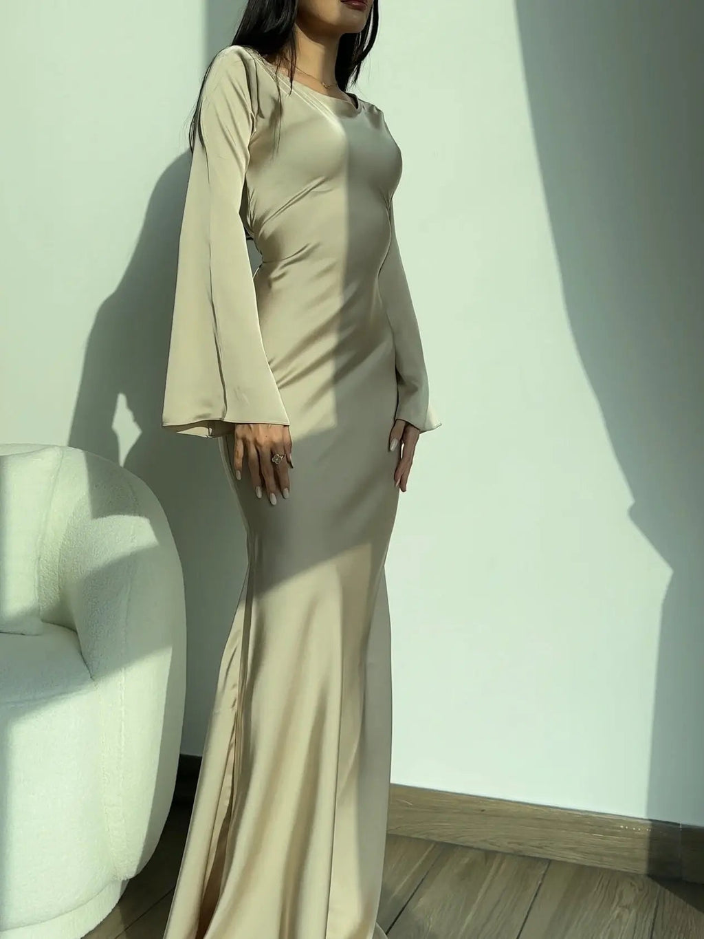 Evening Dress Women | Silky flowing fabric with flattering fit | E&W - 7 - Elenwear