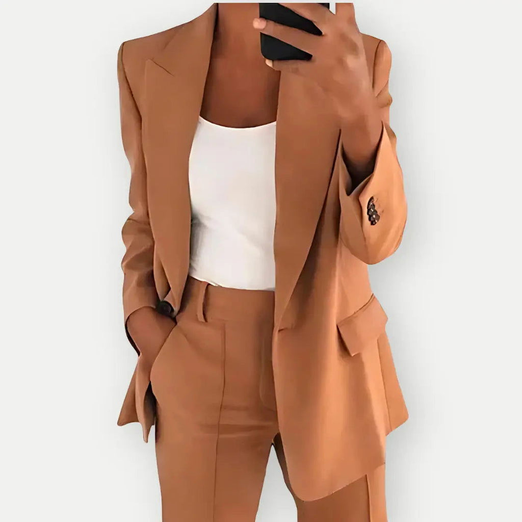 Women's Tailored Blazer in Classic Colours | E&W - 3 - Elenwear