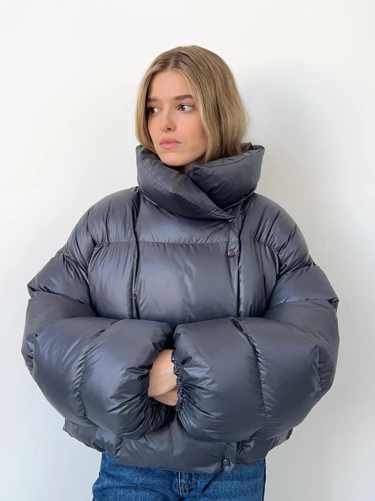 Puffer Jacket Women's Oversized Silhouette with Hood | E&W - 6 - Elenwear
