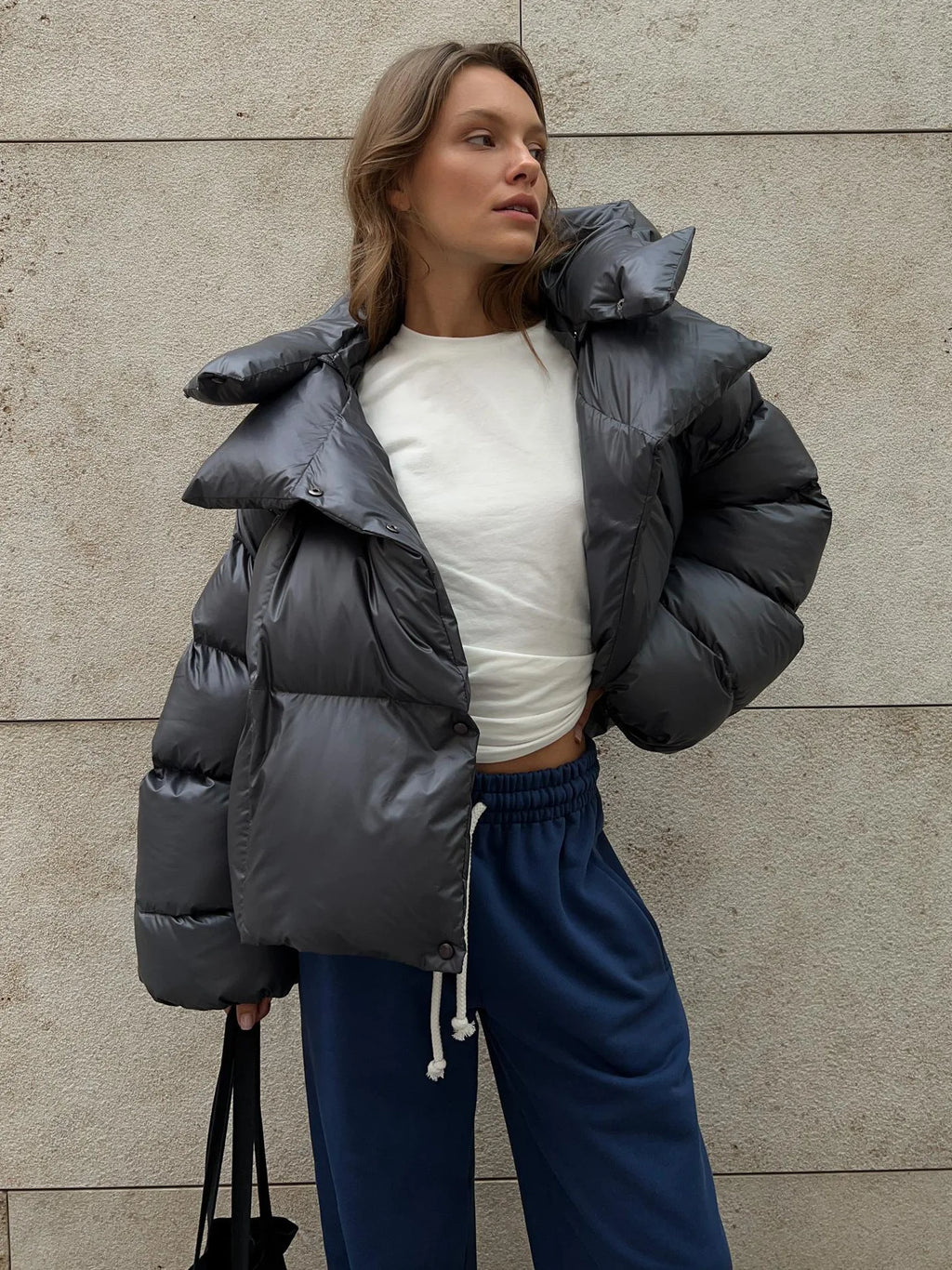 Puffer Jacket Women's Oversized Silhouette with Hood | E&W - 1 - Elenwear