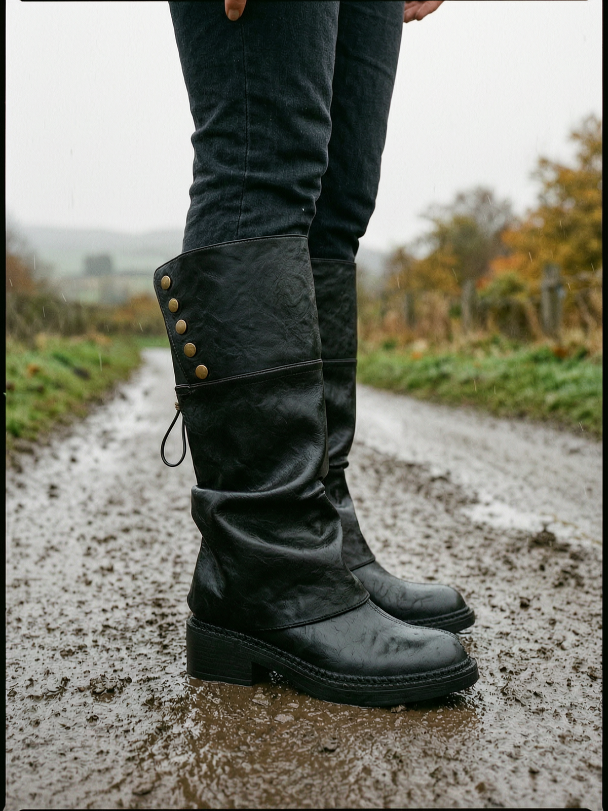 Women's Slouchy Platform Knee-High Riding Boots — British-Style Boots - Black