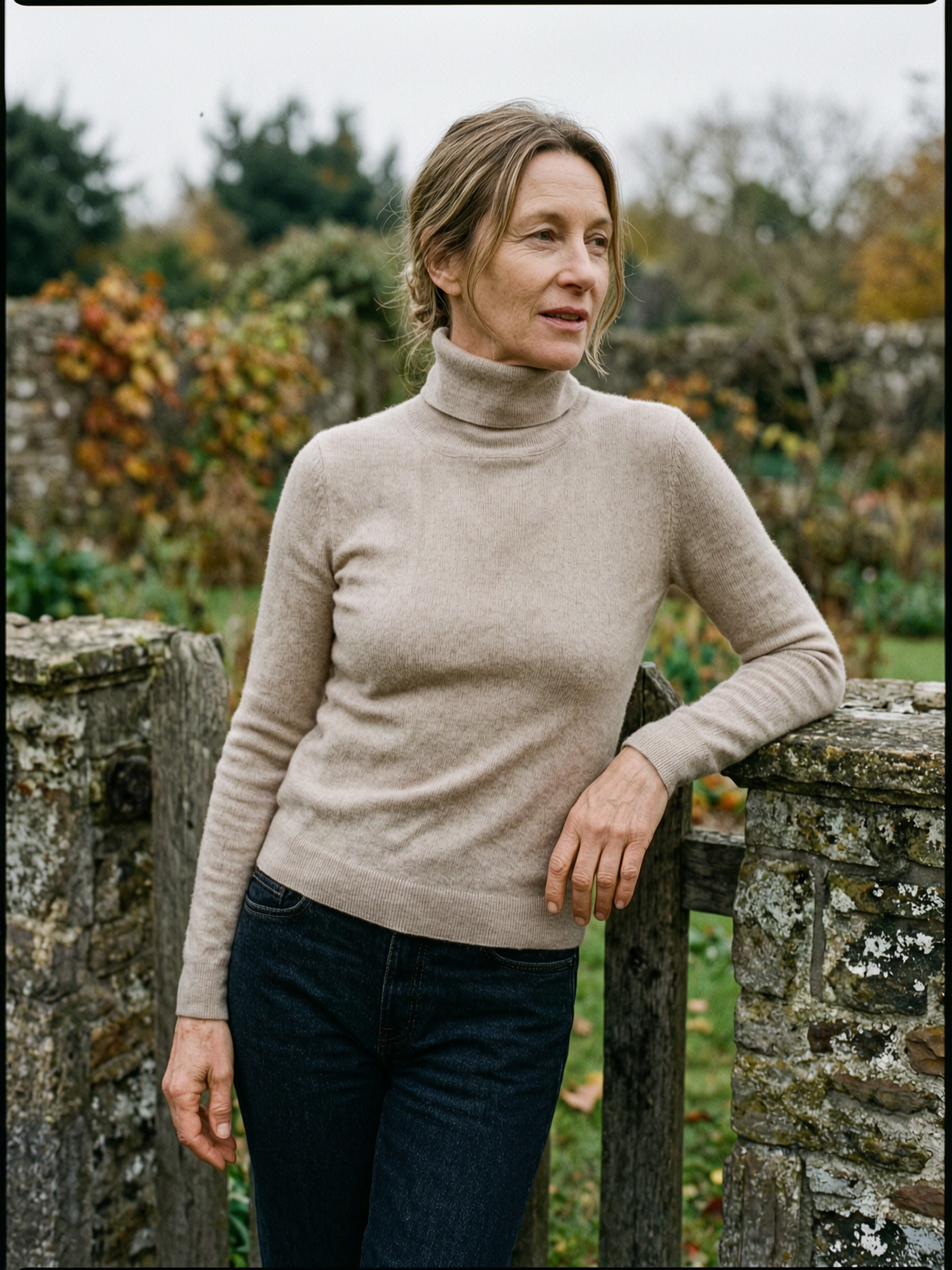 Women's High-Lapel Knit Pullover — Soft Everyday Sweater - Light Camel